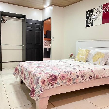 Oxalis Aeropuerto Apartment Alajuela ภายนอก รูปภาพ