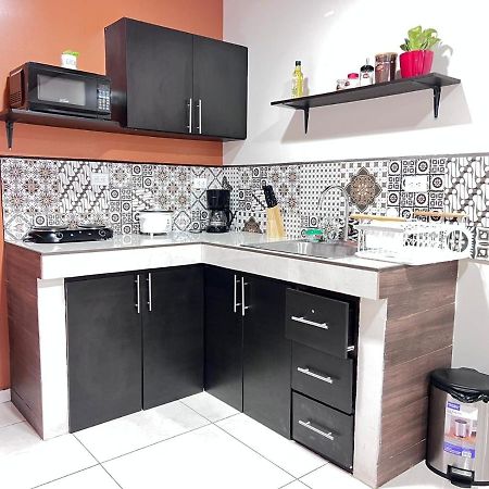 Oxalis Aeropuerto Apartment Alajuela ภายนอก รูปภาพ